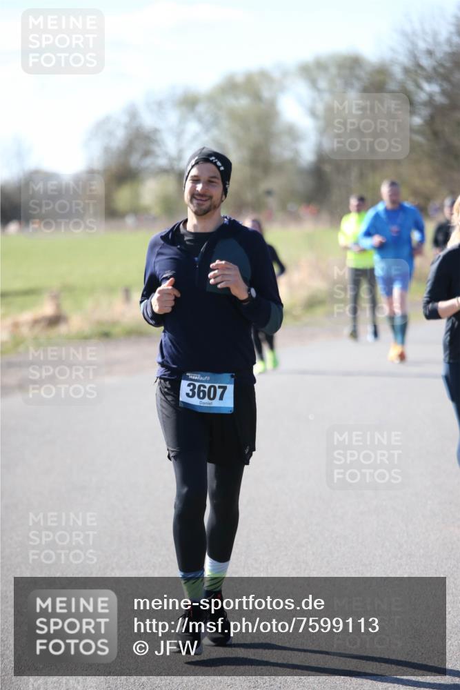 06.04.2025 - 44. Internationalen Wilhelmsburger Insellauf Jannik Wohlers http://msf.ph/oto/7599113 06.04.2025 10:39:40 Laufen 3178, 3607 meine-sportfotos.de