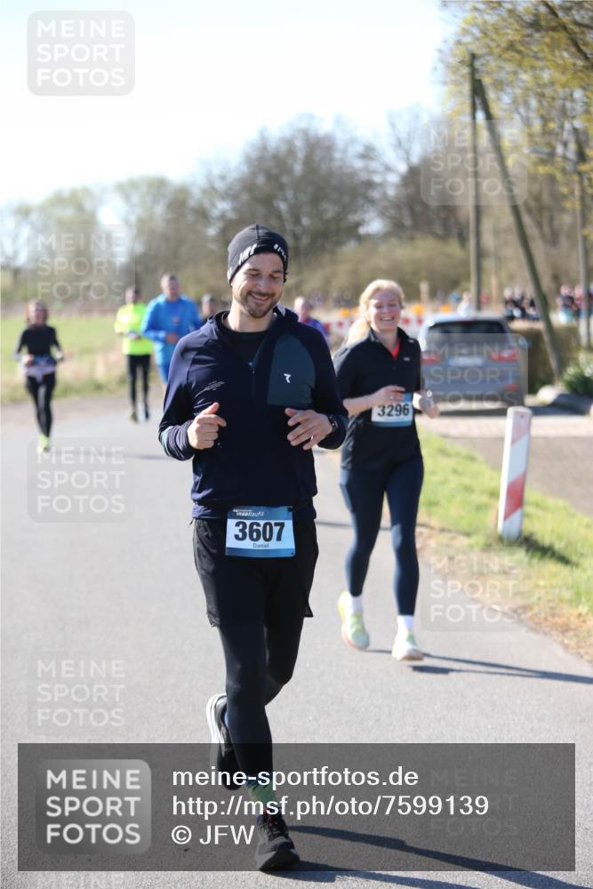 06.04.2025 - 44. Internationalen Wilhelmsburger Insellauf Jannik Wohlers http://msf.ph/oto/7599139 06.04.2025 10:39:42 Laufen 3607, 3296 meine-sportfotos.de