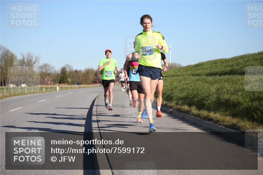 06.04.2025 - 44. Internationalen Wilhelmsburger Insellauf Jannik Wohlers http://msf.ph/oto/7599172 06.04.2025 09:18:18 Laufen 3184, 37, 5001 meine-sportfotos.de