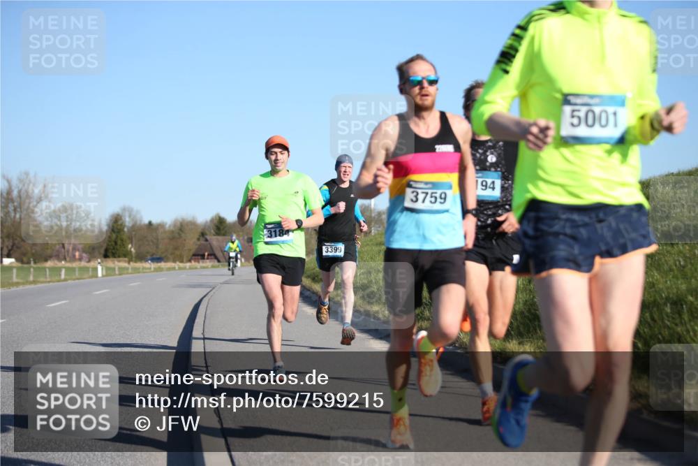 06.04.2025 - 44. Internationalen Wilhelmsburger Insellauf Jannik Wohlers http://msf.ph/oto/7599215 06.04.2025 09:18:19 Laufen 3184, 3399, 3759, 194, 5001 meine-sportfotos.de