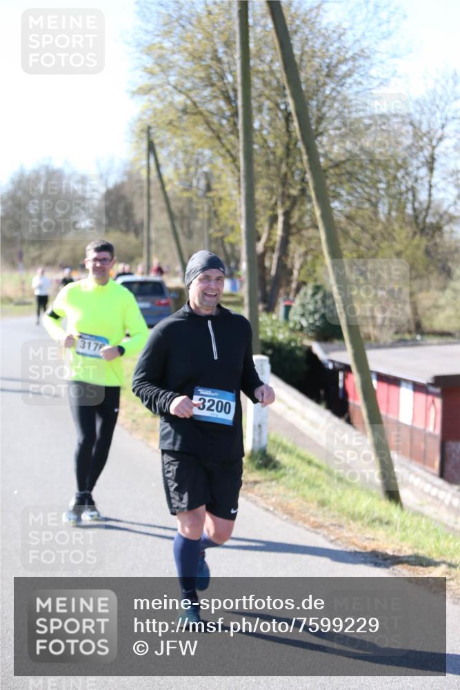 06.04.2025 - 44. Internationalen Wilhelmsburger Insellauf Jannik Wohlers http://msf.ph/oto/7599229 06.04.2025 10:39:51 Laufen 3178, 3200 meine-sportfotos.de