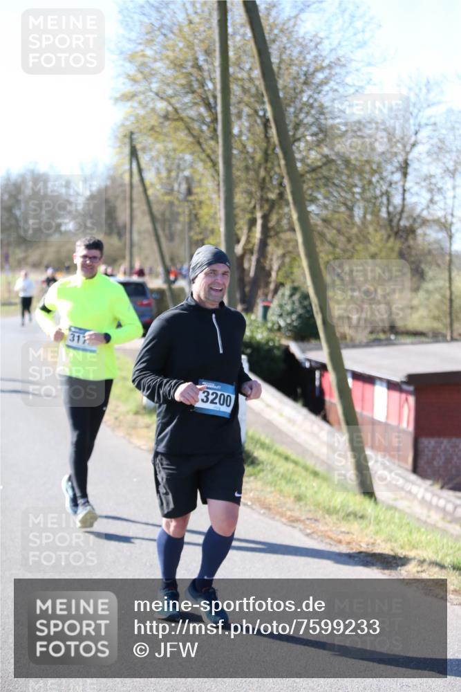 06.04.2025 - 44. Internationalen Wilhelmsburger Insellauf Jannik Wohlers http://msf.ph/oto/7599233 06.04.2025 10:39:51 Laufen 317, 3200 meine-sportfotos.de