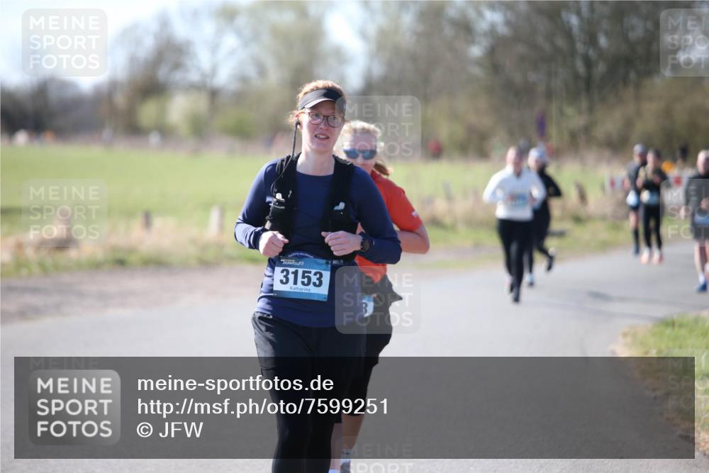 06.04.2025 - 44. Internationalen Wilhelmsburger Insellauf Jannik Wohlers http://msf.ph/oto/7599251 06.04.2025 10:39:55 Laufen 3153 meine-sportfotos.de