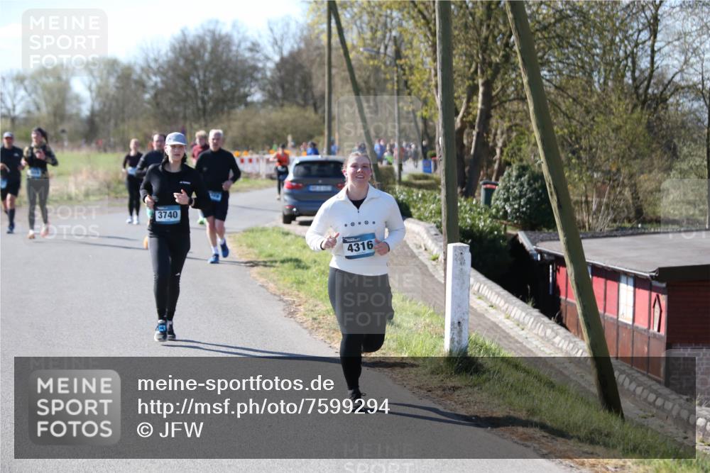 06.04.2025 - 44. Internationalen Wilhelmsburger Insellauf Jannik Wohlers http://msf.ph/oto/7599294 06.04.2025 10:40:05 Laufen 3740, 4316 meine-sportfotos.de