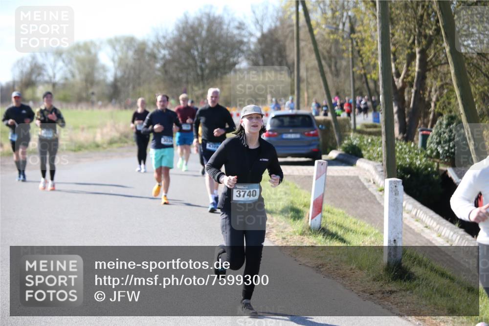 06.04.2025 - 44. Internationalen Wilhelmsburger Insellauf Jannik Wohlers http://msf.ph/oto/7599300 06.04.2025 10:40:06 Laufen 3039, 3740 meine-sportfotos.de