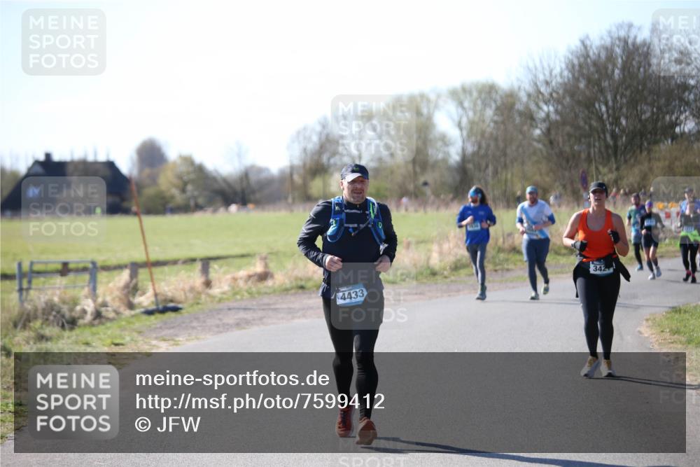 06.04.2025 - 44. Internationalen Wilhelmsburger Insellauf Jannik Wohlers http://msf.ph/oto/7599412 06.04.2025 10:40:19 Laufen 4433, 342 meine-sportfotos.de