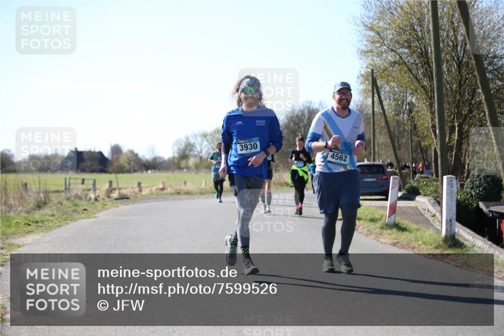06.04.2025 - 44. Internationalen Wilhelmsburger Insellauf Jannik Wohlers http://msf.ph/oto/7599526 06.04.2025 10:40:29 Laufen 3930, 4217, 4562 meine-sportfotos.de