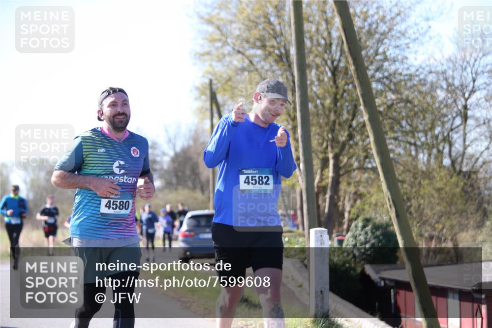 06.04.2025 - 44. Internationalen Wilhelmsburger Insellauf Jannik Wohlers http://msf.ph/oto/7599608 06.04.2025 10:40:37 Laufen 4582, 4580 meine-sportfotos.de