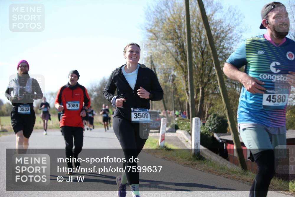 06.04.2025 - 44. Internationalen Wilhelmsburger Insellauf Jannik Wohlers http://msf.ph/oto/7599637 06.04.2025 10:40:39 Laufen 3089, 3533, 3500, 4580 meine-sportfotos.de