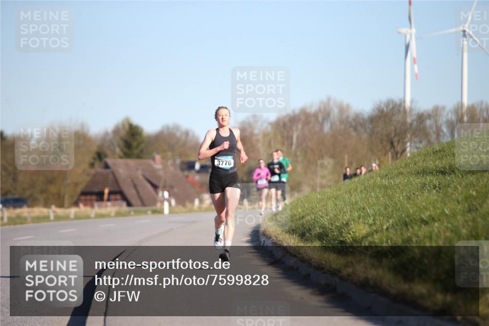06.04.2025 - 44. Internationalen Wilhelmsburger Insellauf Jannik Wohlers http://msf.ph/oto/7599828 06.04.2025 09:18:37 Laufen 3776 meine-sportfotos.de