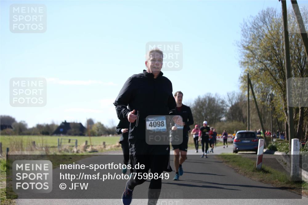06.04.2025 - 44. Internationalen Wilhelmsburger Insellauf Jannik Wohlers http://msf.ph/oto/7599849 06.04.2025 10:40:56 Laufen 4098, 500 meine-sportfotos.de