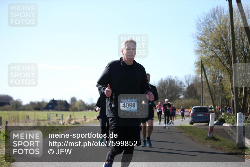 06.04.2025 - 44. Internationalen Wilhelmsburger Insellauf Jannik Wohlers http://msf.ph/oto/7599852 06.04.2025 10:40:56 Laufen 4098 meine-sportfotos.de