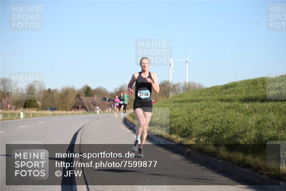 06.04.2025 - 44. Internationalen Wilhelmsburger Insellauf Jannik Wohlers http://msf.ph/oto/7599877 06.04.2025 09:18:41 Laufen 3776 meine-sportfotos.de