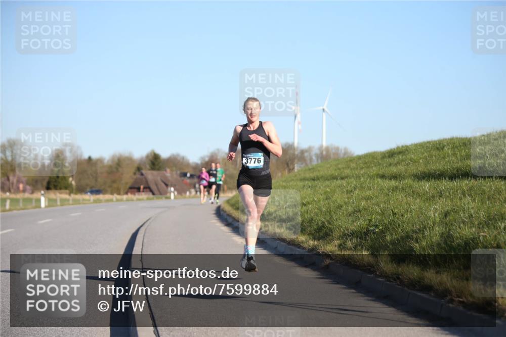 06.04.2025 - 44. Internationalen Wilhelmsburger Insellauf Jannik Wohlers http://msf.ph/oto/7599884 06.04.2025 09:18:41 Laufen 3776 meine-sportfotos.de