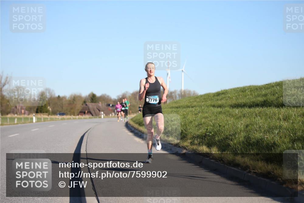 06.04.2025 - 44. Internationalen Wilhelmsburger Insellauf Jannik Wohlers http://msf.ph/oto/7599902 06.04.2025 09:18:42 Laufen 3776 meine-sportfotos.de