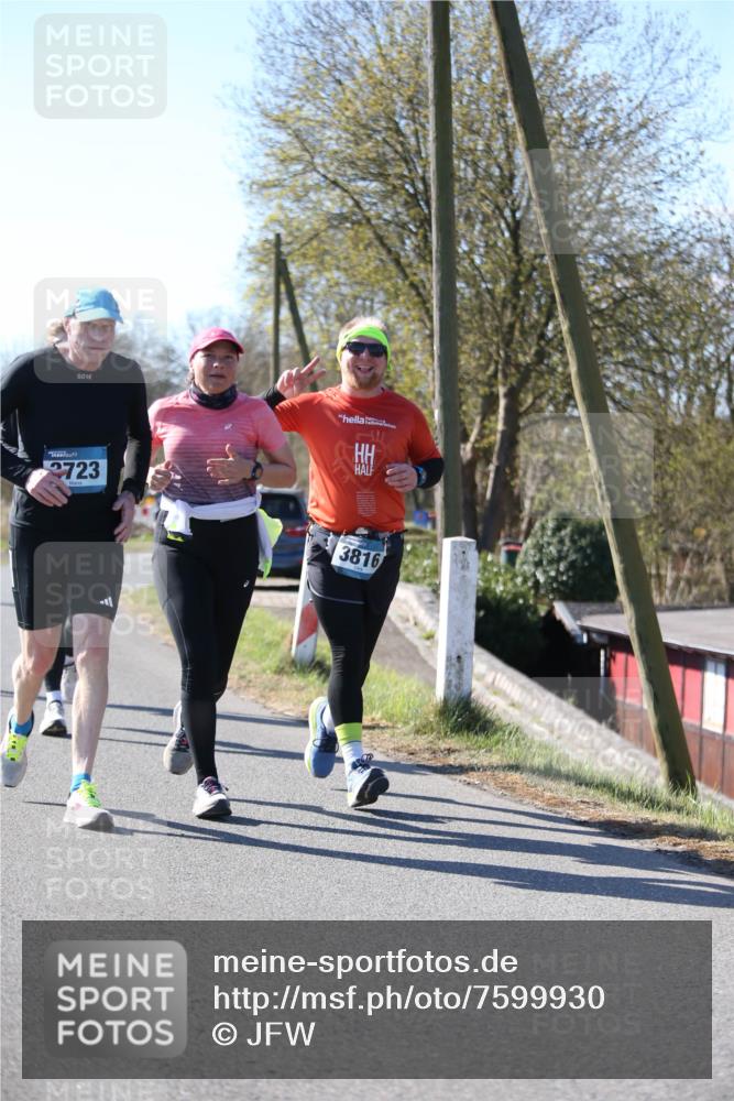 06.04.2025 - 44. Internationalen Wilhelmsburger Insellauf Jannik Wohlers http://msf.ph/oto/7599930 06.04.2025 10:41:07 Laufen 2723, 3816 meine-sportfotos.de