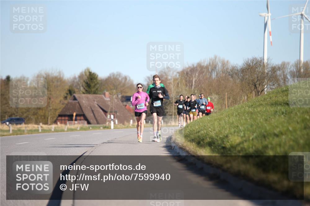 06.04.2025 - 44. Internationalen Wilhelmsburger Insellauf Jannik Wohlers http://msf.ph/oto/7599940 06.04.2025 09:18:45 Laufen 4492, 3522 meine-sportfotos.de
