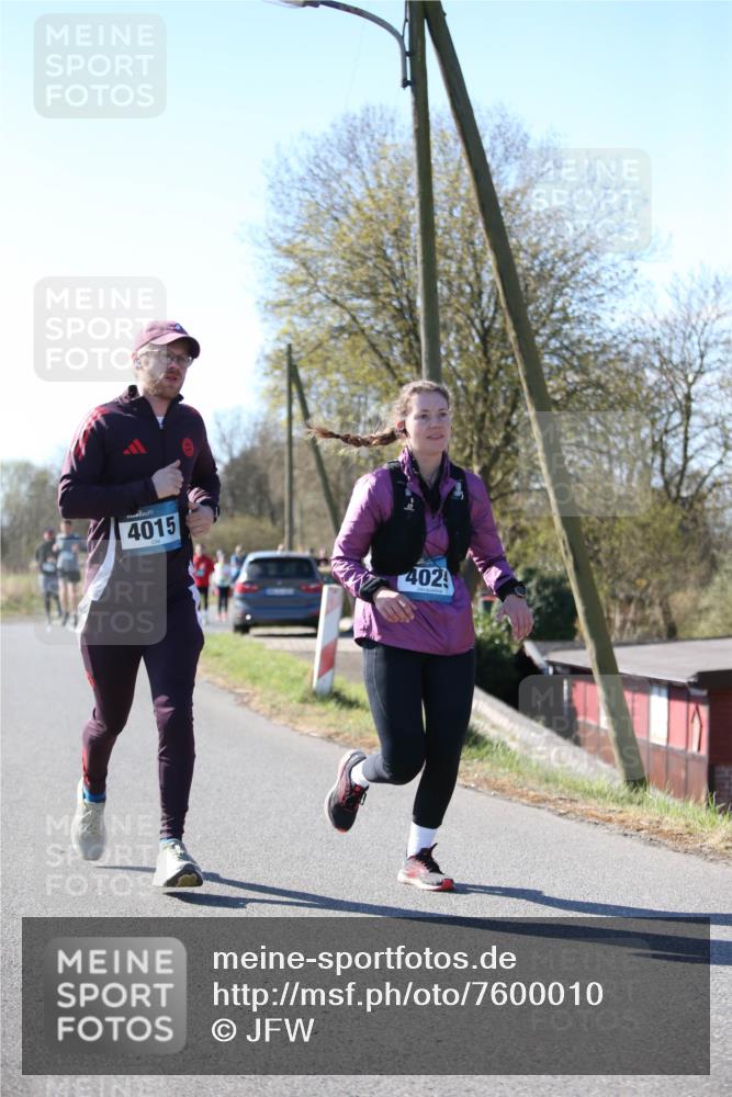 06.04.2025 - 44. Internationalen Wilhelmsburger Insellauf Jannik Wohlers http://msf.ph/oto/7600010 06.04.2025 10:41:14 Laufen 4015, 4024 meine-sportfotos.de