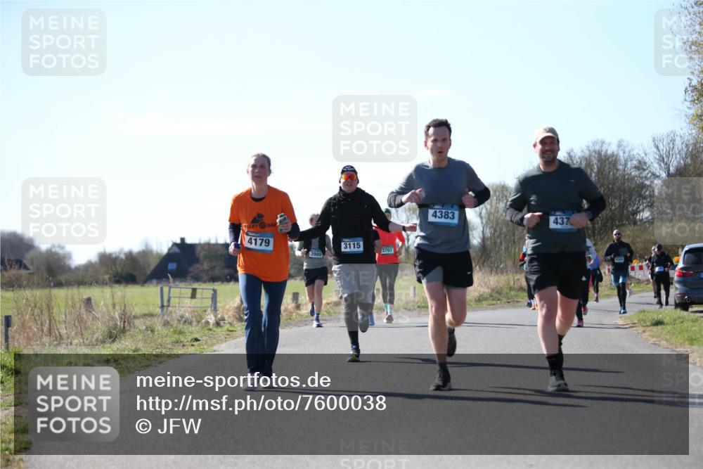 06.04.2025 - 44. Internationalen Wilhelmsburger Insellauf Jannik Wohlers http://msf.ph/oto/7600038 06.04.2025 10:41:24 Laufen 4179, 3980, 3115, 3707, 4383, 437 meine-sportfotos.de