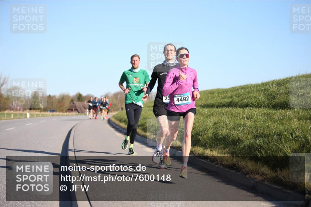 06.04.2025 - 44. Internationalen Wilhelmsburger Insellauf Jannik Wohlers http://msf.ph/oto/7600148 06.04.2025 09:18:54 Laufen 35, 4492 meine-sportfotos.de