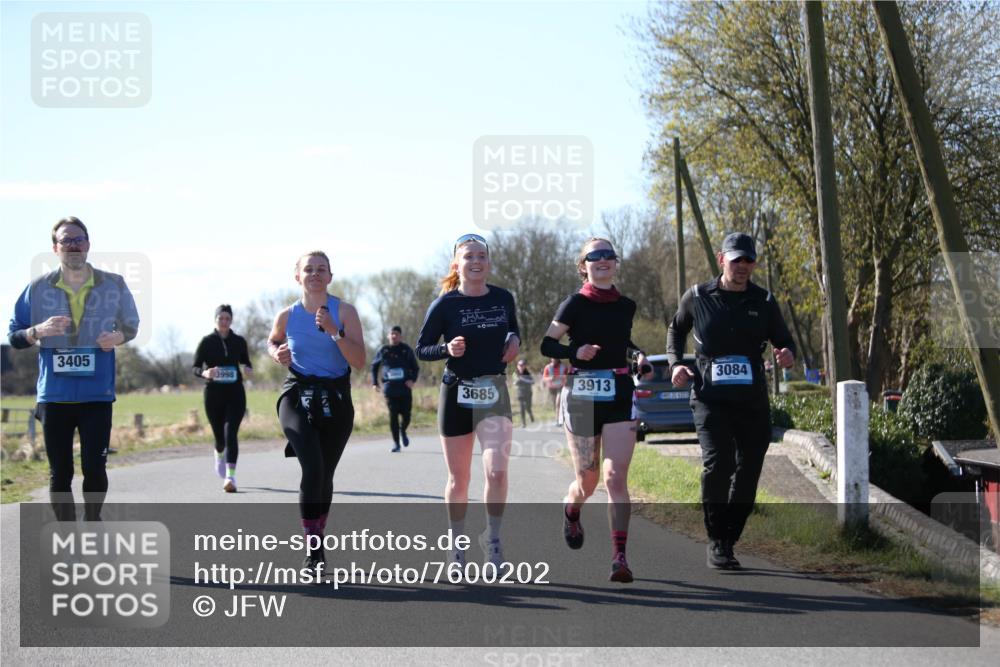 06.04.2025 - 44. Internationalen Wilhelmsburger Insellauf Jannik Wohlers http://msf.ph/oto/7600202 06.04.2025 10:41:38 Laufen 3405, 3998, 3913, 3685, 3084 meine-sportfotos.de