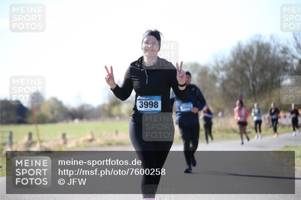 06.04.2025 - 44. Internationalen Wilhelmsburger Insellauf Jannik Wohlers http://msf.ph/oto/7600258 06.04.2025 10:41:42 Laufen 3998, 3602 meine-sportfotos.de