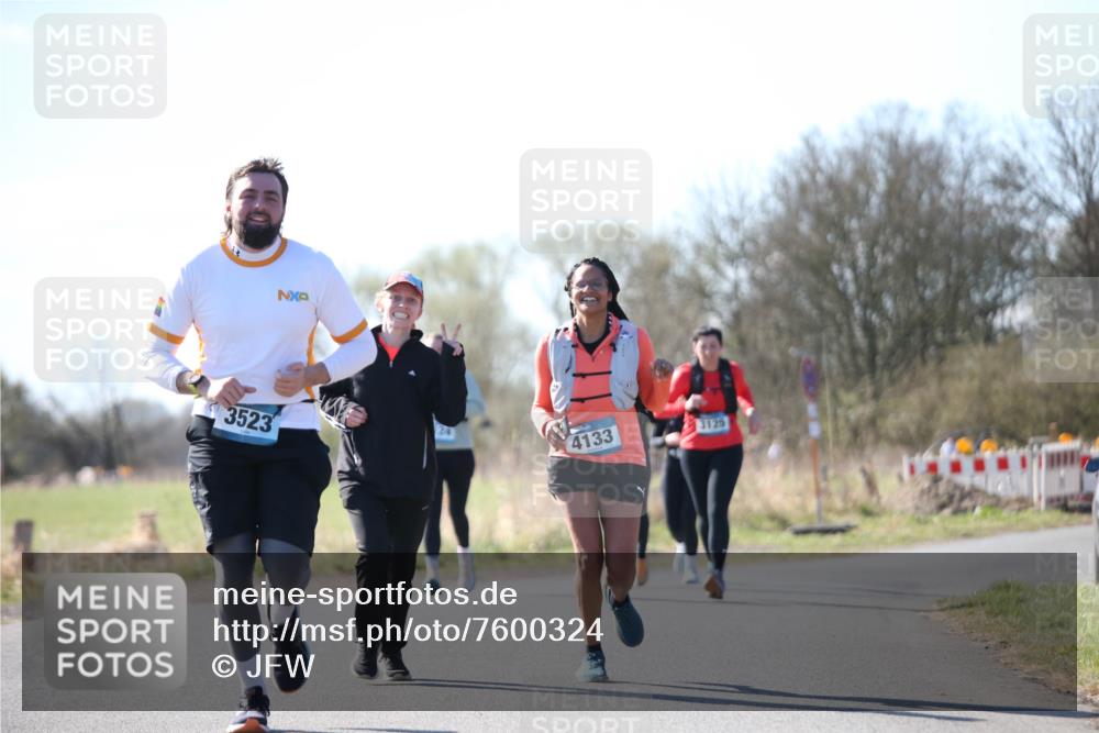 06.04.2025 - 44. Internationalen Wilhelmsburger Insellauf Jannik Wohlers http://msf.ph/oto/7600324 06.04.2025 10:41:51 Laufen 3523, 24, 4133, 3125 meine-sportfotos.de