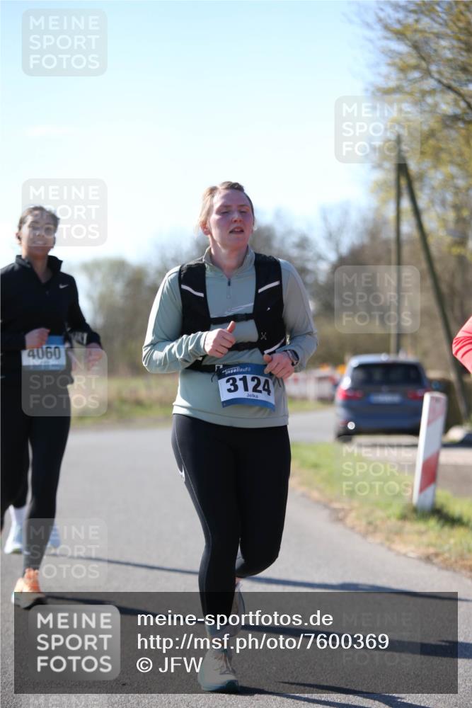 06.04.2025 - 44. Internationalen Wilhelmsburger Insellauf Jannik Wohlers http://msf.ph/oto/7600369 06.04.2025 10:42:00 Laufen 4060, 3124 meine-sportfotos.de