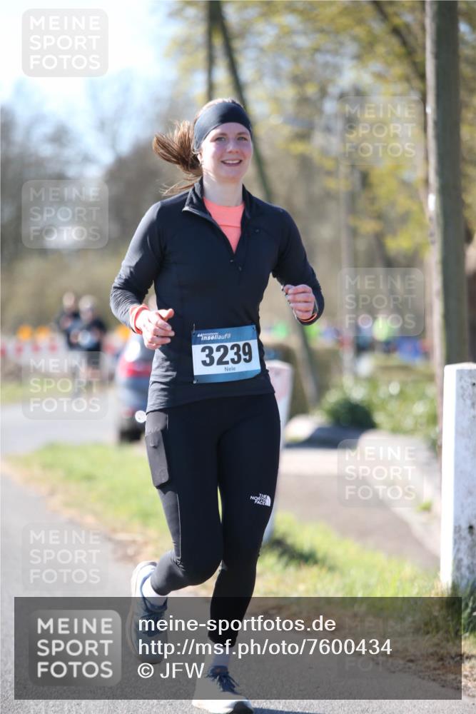 06.04.2025 - 44. Internationalen Wilhelmsburger Insellauf Jannik Wohlers http://msf.ph/oto/7600434 06.04.2025 10:42:13 Laufen 3239 meine-sportfotos.de