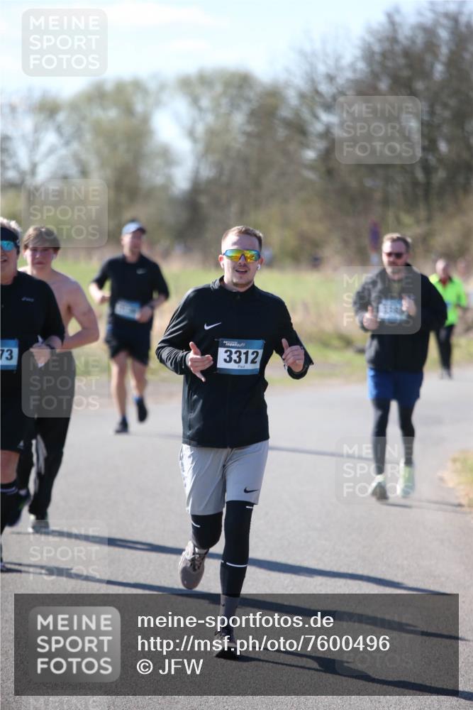 06.04.2025 - 44. Internationalen Wilhelmsburger Insellauf Jannik Wohlers http://msf.ph/oto/7600496 06.04.2025 10:42:30 Laufen 73, 3312 meine-sportfotos.de
