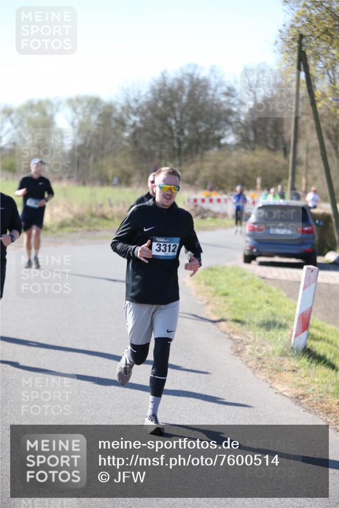 06.04.2025 - 44. Internationalen Wilhelmsburger Insellauf Jannik Wohlers http://msf.ph/oto/7600514 06.04.2025 10:42:32 Laufen 3312 meine-sportfotos.de