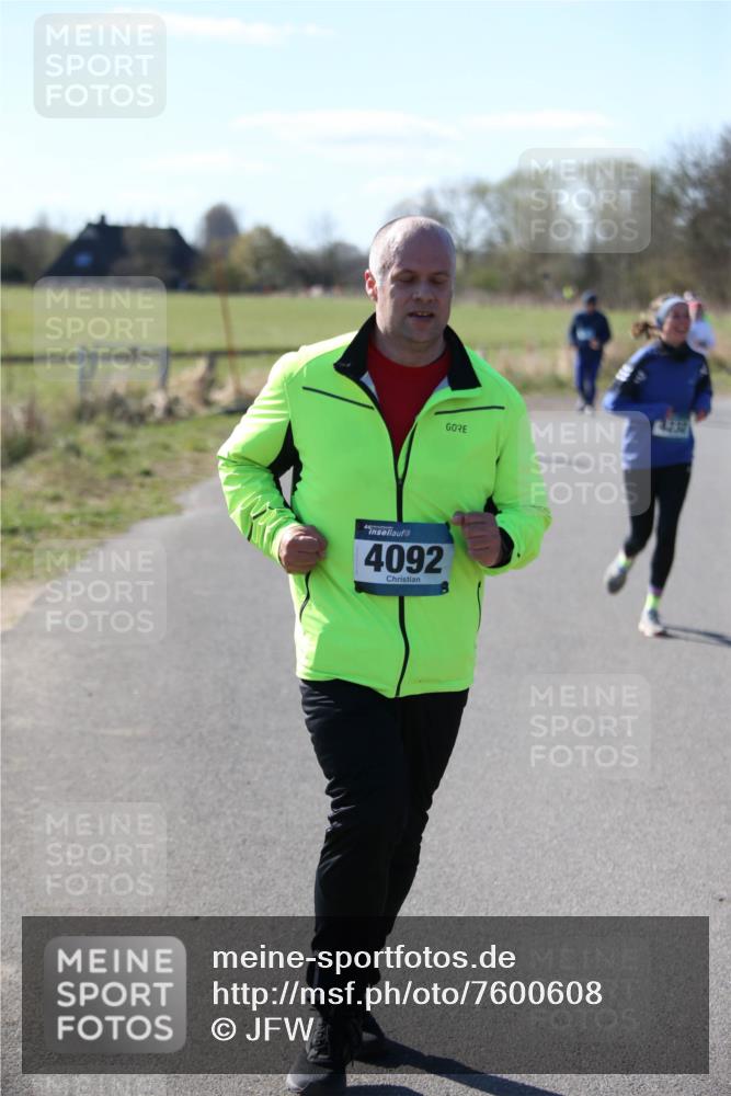 06.04.2025 - 44. Internationalen Wilhelmsburger Insellauf Jannik Wohlers http://msf.ph/oto/7600608 06.04.2025 10:42:50 Laufen 4092 meine-sportfotos.de