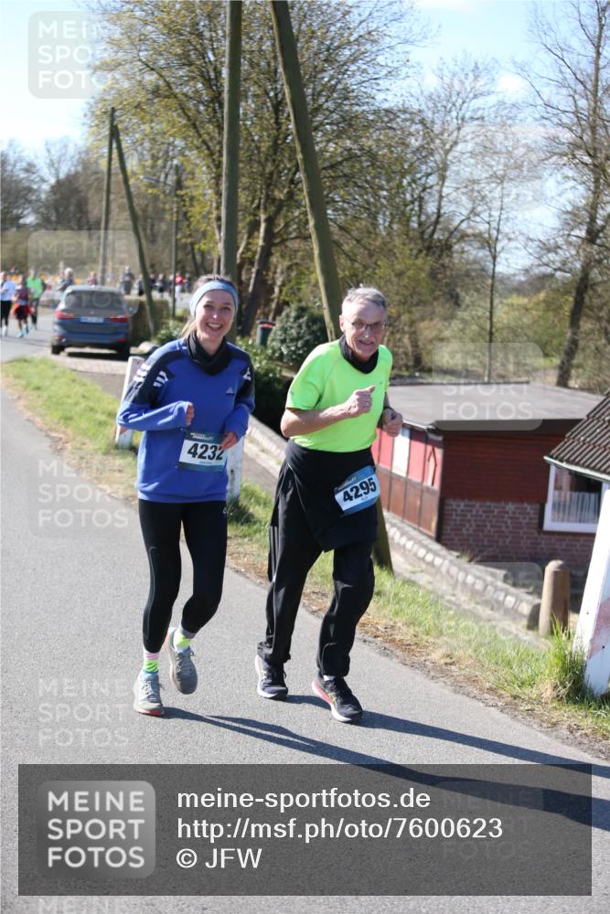 06.04.2025 - 44. Internationalen Wilhelmsburger Insellauf Jannik Wohlers http://msf.ph/oto/7600623 06.04.2025 10:42:53 Laufen 4232, 4295 meine-sportfotos.de