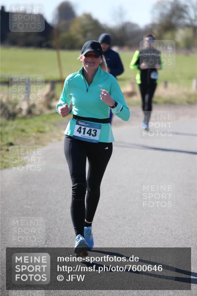 06.04.2025 - 44. Internationalen Wilhelmsburger Insellauf Jannik Wohlers http://msf.ph/oto/7600646 06.04.2025 10:42:57 Laufen 4143 meine-sportfotos.de