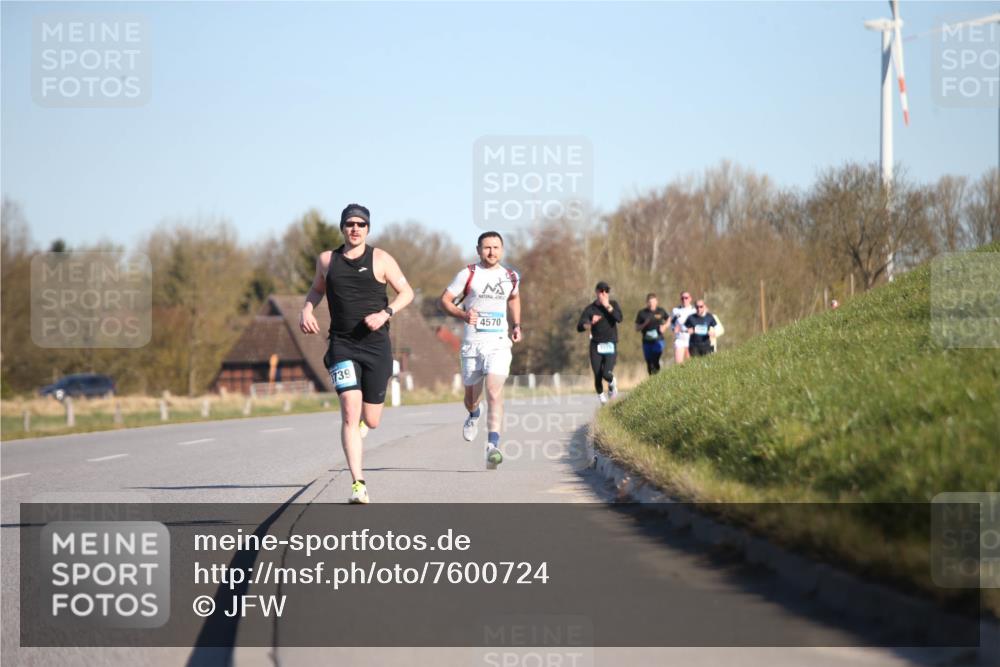 06.04.2025 - 44. Internationalen Wilhelmsburger Insellauf Jannik Wohlers http://msf.ph/oto/7600724 06.04.2025 09:19:21 Laufen 1739, 4570 meine-sportfotos.de