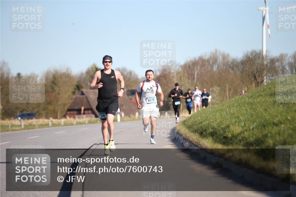 06.04.2025 - 44. Internationalen Wilhelmsburger Insellauf Jannik Wohlers http://msf.ph/oto/7600743 06.04.2025 09:19:22 Laufen 739, 4570 meine-sportfotos.de