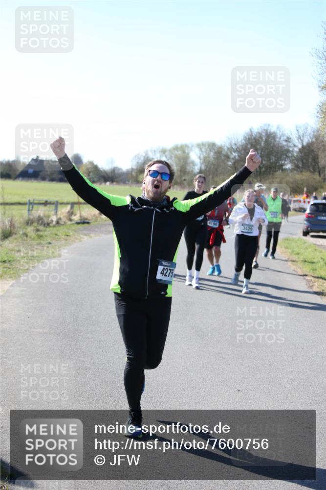 06.04.2025 - 44. Internationalen Wilhelmsburger Insellauf Jannik Wohlers http://msf.ph/oto/7600756 06.04.2025 10:43:05 Laufen 4275, 4190, 3429 meine-sportfotos.de
