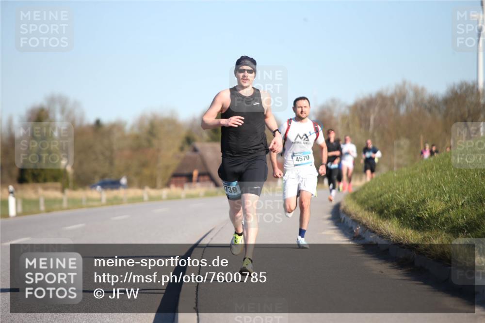 06.04.2025 - 44. Internationalen Wilhelmsburger Insellauf Jannik Wohlers http://msf.ph/oto/7600785 06.04.2025 09:19:24 Laufen 739, 4570 meine-sportfotos.de
