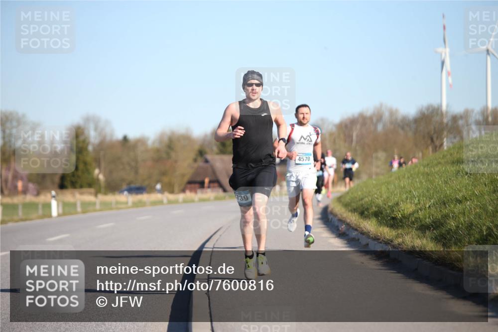 06.04.2025 - 44. Internationalen Wilhelmsburger Insellauf Jannik Wohlers http://msf.ph/oto/7600816 06.04.2025 09:19:25 Laufen 739, 4570 meine-sportfotos.de