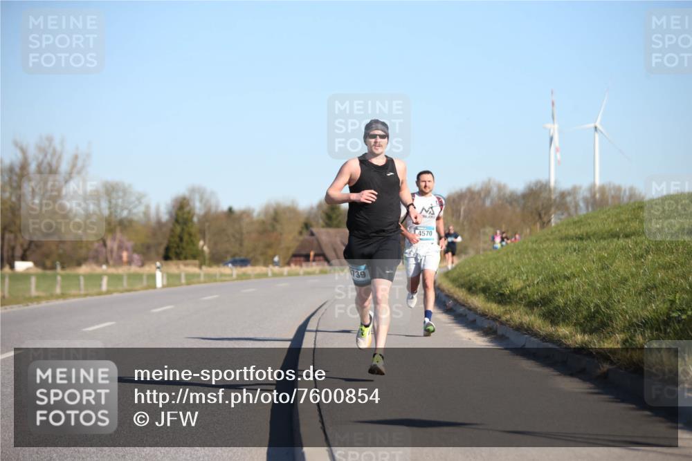 06.04.2025 - 44. Internationalen Wilhelmsburger Insellauf Jannik Wohlers http://msf.ph/oto/7600854 06.04.2025 09:19:25 Laufen 739, 4570 meine-sportfotos.de