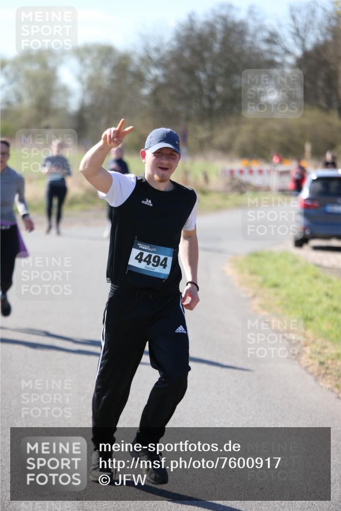 06.04.2025 - 44. Internationalen Wilhelmsburger Insellauf Jannik Wohlers http://msf.ph/oto/7600917 06.04.2025 10:43:20 Laufen 4494 meine-sportfotos.de
