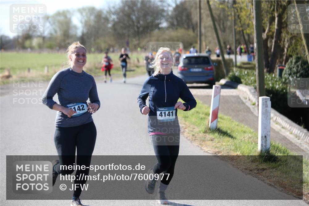 06.04.2025 - 44. Internationalen Wilhelmsburger Insellauf Jannik Wohlers http://msf.ph/oto/7600977 06.04.2025 10:43:31 Laufen 142, 4141 meine-sportfotos.de