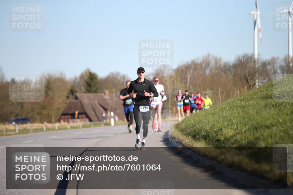 06.04.2025 - 44. Internationalen Wilhelmsburger Insellauf Jannik Wohlers http://msf.ph/oto/7601064 06.04.2025 09:19:31 Laufen 3509, 4325 meine-sportfotos.de