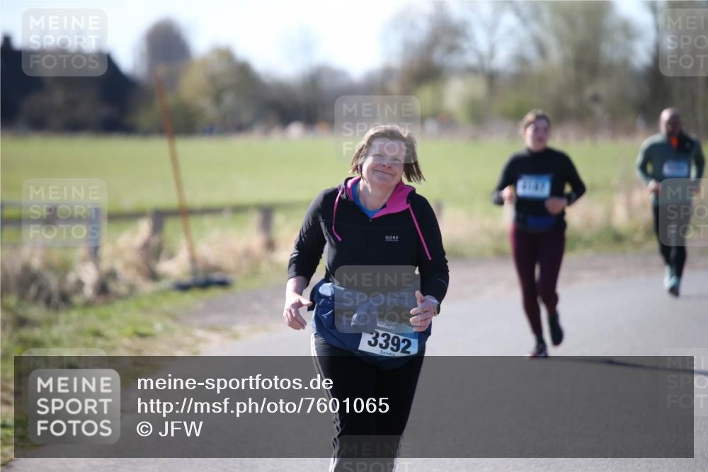 06.04.2025 - 44. Internationalen Wilhelmsburger Insellauf Jannik Wohlers http://msf.ph/oto/7601065 06.04.2025 10:43:49 Laufen 3392, 4147 meine-sportfotos.de