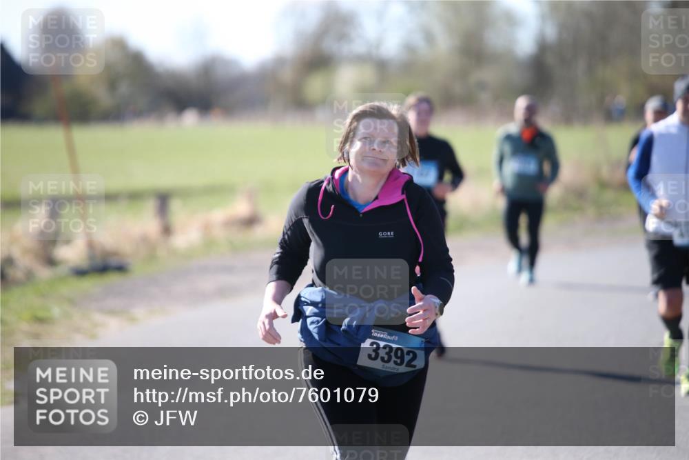 06.04.2025 - 44. Internationalen Wilhelmsburger Insellauf Jannik Wohlers http://msf.ph/oto/7601079 06.04.2025 10:43:49 Laufen 3392 meine-sportfotos.de