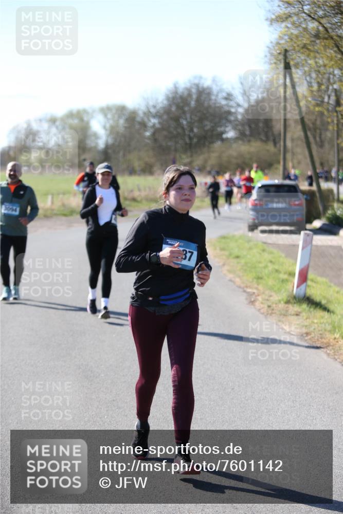 06.04.2025 - 44. Internationalen Wilhelmsburger Insellauf Jannik Wohlers http://msf.ph/oto/7601142 06.04.2025 10:43:55 Laufen 3094, 37 meine-sportfotos.de