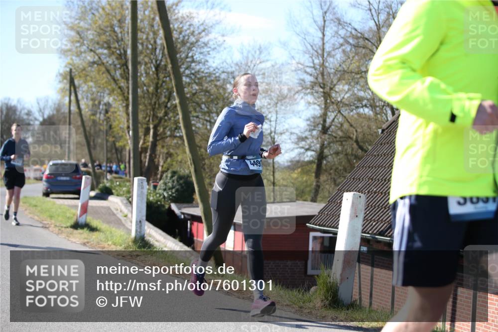 06.04.2025 - 44. Internationalen Wilhelmsburger Insellauf Jannik Wohlers http://msf.ph/oto/7601301 06.04.2025 10:44:19 Laufen 4491, 3231 meine-sportfotos.de