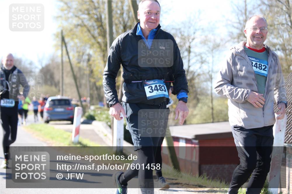 06.04.2025 - 44. Internationalen Wilhelmsburger Insellauf Jannik Wohlers http://msf.ph/oto/7601458 06.04.2025 10:44:47 Laufen 3868, 3483, 3482 meine-sportfotos.de