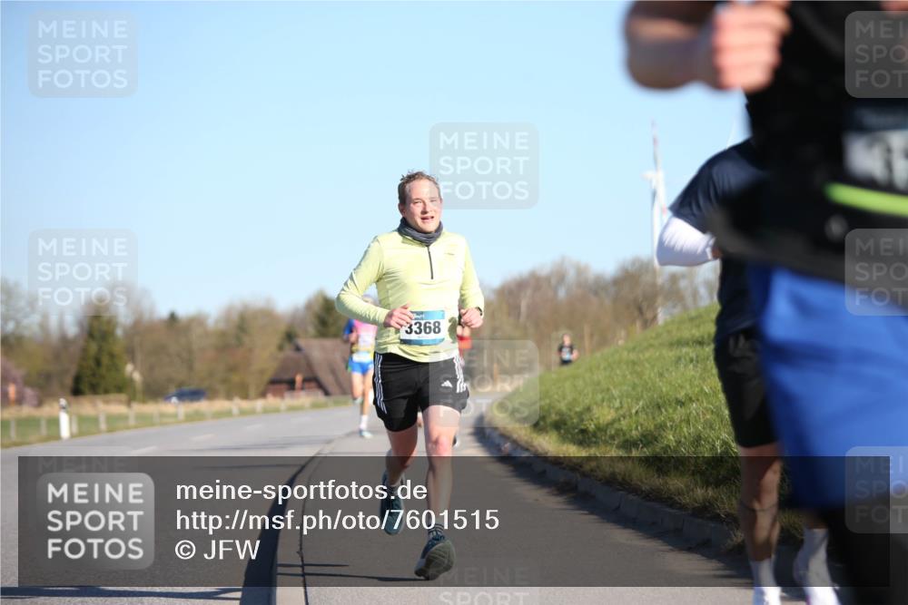 06.04.2025 - 44. Internationalen Wilhelmsburger Insellauf Jannik Wohlers http://msf.ph/oto/7601515 06.04.2025 09:19:44 Laufen 3368 meine-sportfotos.de