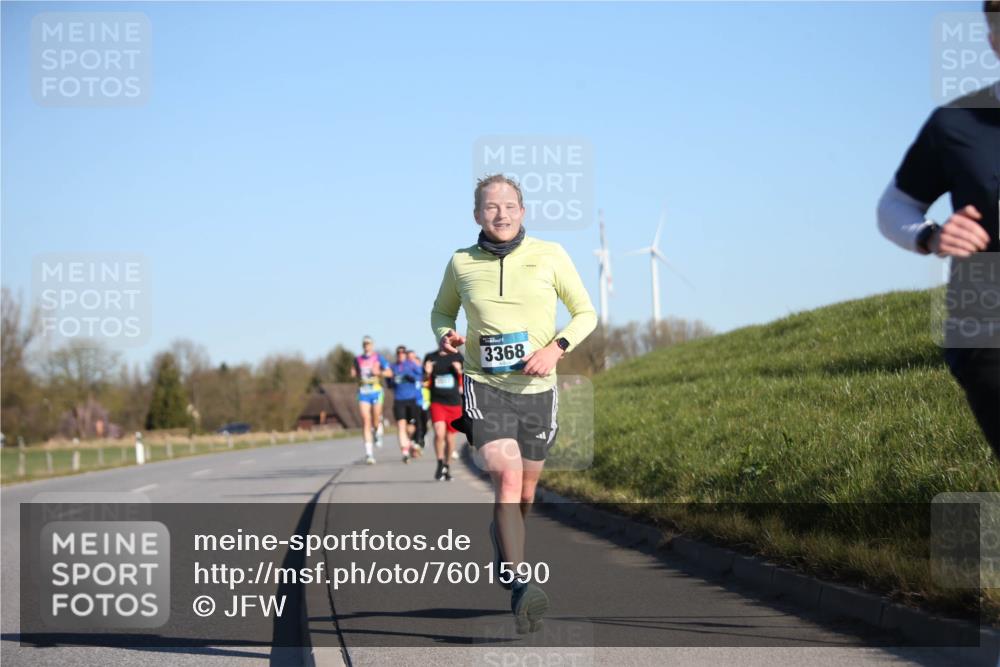 06.04.2025 - 44. Internationalen Wilhelmsburger Insellauf Jannik Wohlers http://msf.ph/oto/7601590 06.04.2025 09:19:45 Laufen 3368 meine-sportfotos.de